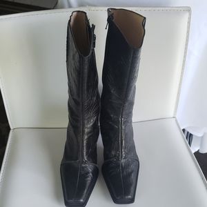 Antonio Melani "Colby123" Black Tooled Leather Zip